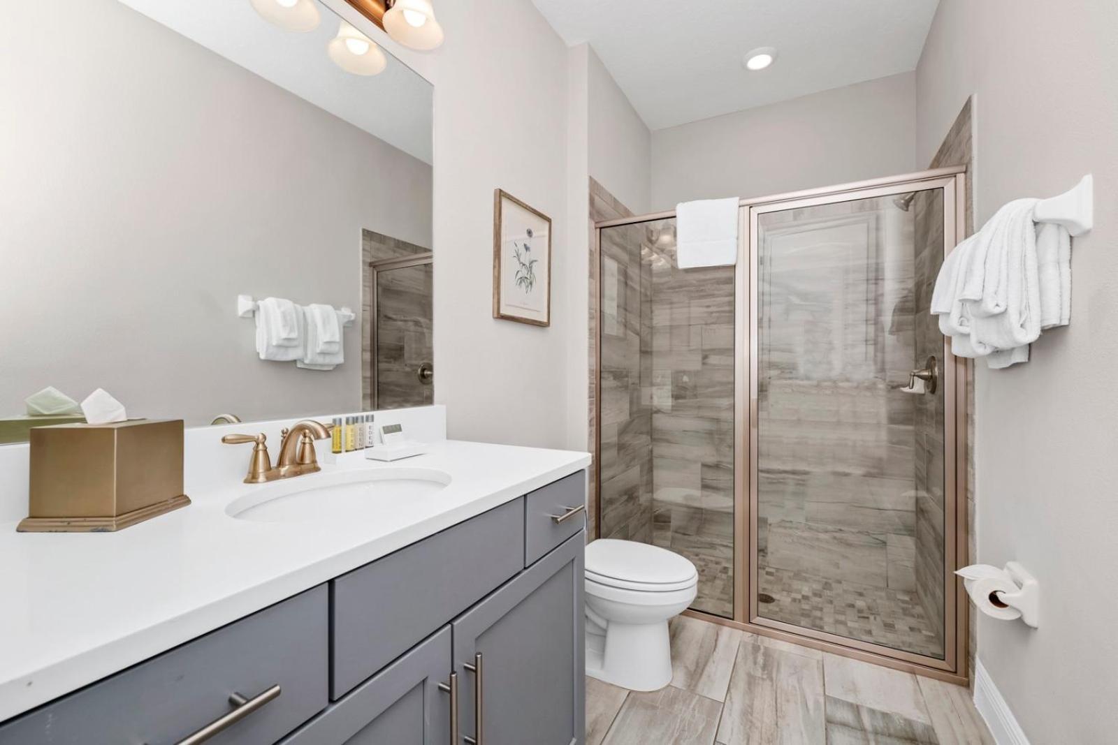 Elite With Private Pool & Amenities By Rentyl Near - 200a Holiday home Orlando